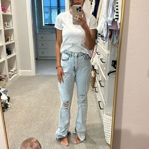 ZARA HIGH RISE JEANS!